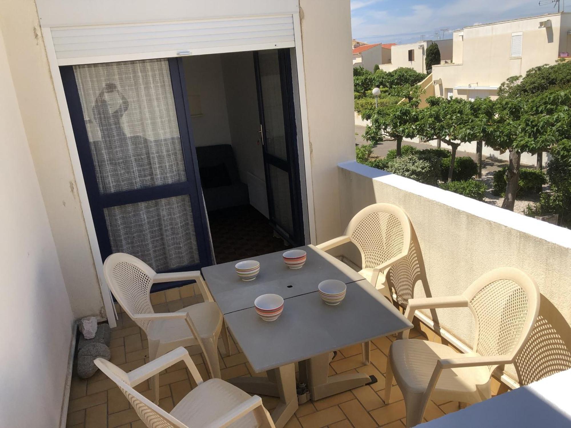 Spacieux T2 Pour 4p Avec Terrasse, Parking Prive A 400m De La Plage, Quartier Anime, Animaux Ok - Fr-1-799-9 *